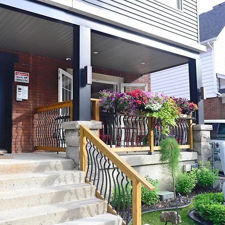 Ottawa Downtown Executive Apartment Retreat With Private Balcony Near Bank Street - Sleep Max 2 Экстерьер фото